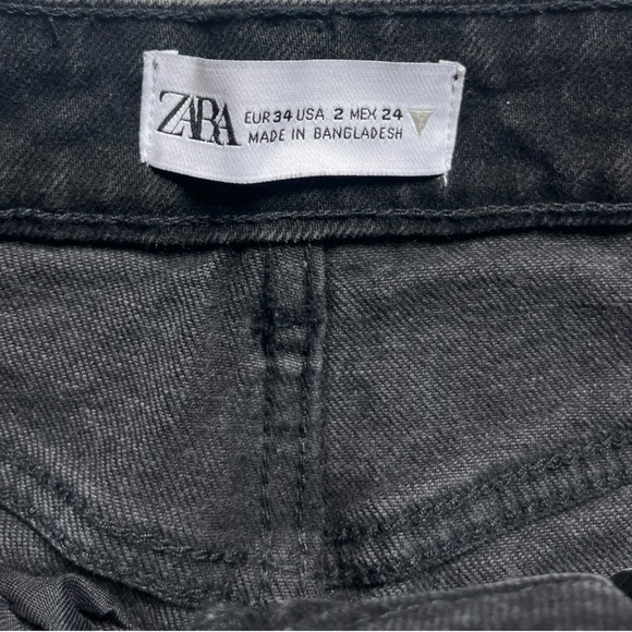 Zara High Waisted Black Cutoff Jorts - Picture 3 of 3